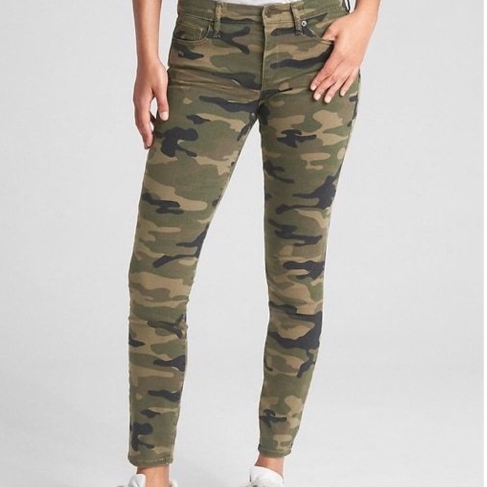 Gap Skinny Camo Jeans